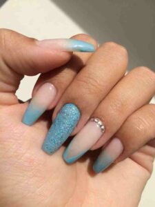 nail arts azuis 