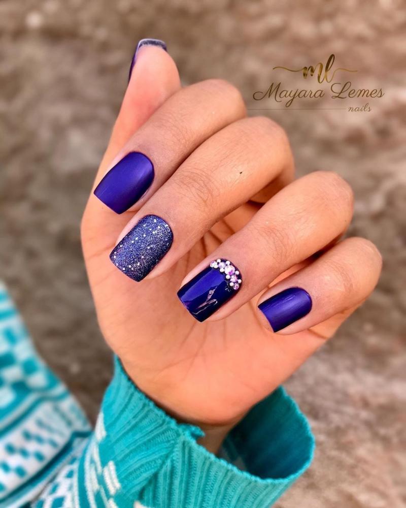 esmaltação com glitter