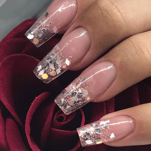 unhas decorads com glitter