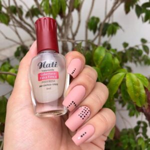 nails art abstract nails dots nude 1