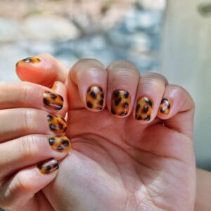 nails art animal print tartaruga 