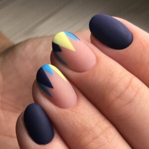 nails art geometric nails fosco 1