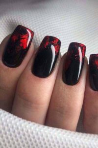 unhas decoracao preto e vermelho
