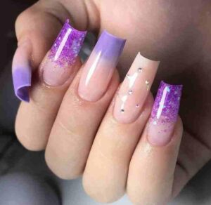 Linda ideia de unhas encapsuladas 