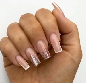 Unhas TIPS decoradas com francesinha 